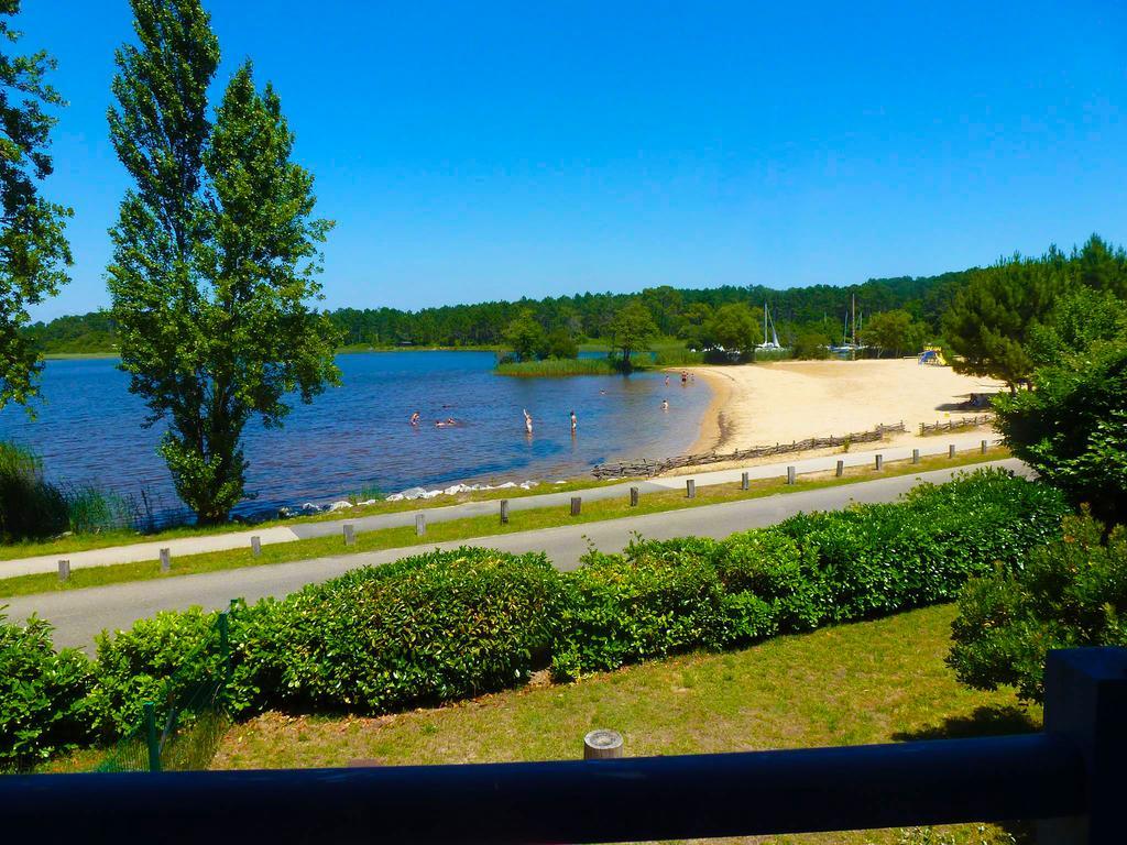 Les Eaux Qui Rient Bed & Breakfast Sanguinet Exterior photo